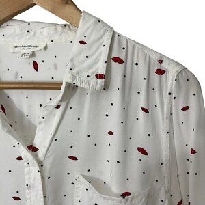 BeachLunchLounge Lips Button Down Womens XL White Red Novelty Kisses Fun Breezy
